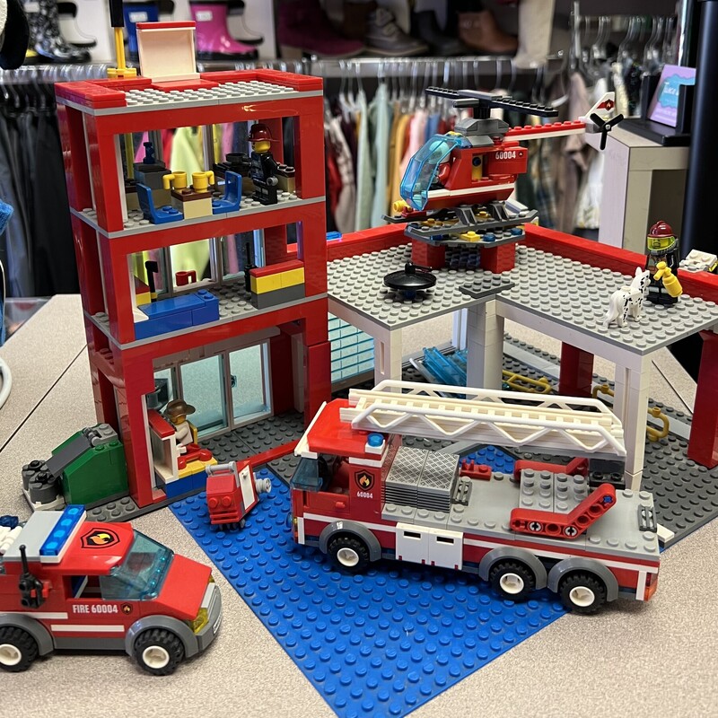 Lego 60004 Fire Station, Red, Size: 6-12Y
Manuals included