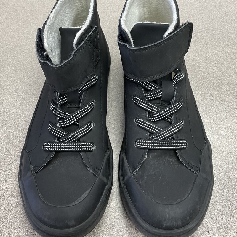 H&M Hightop Lined Shoes