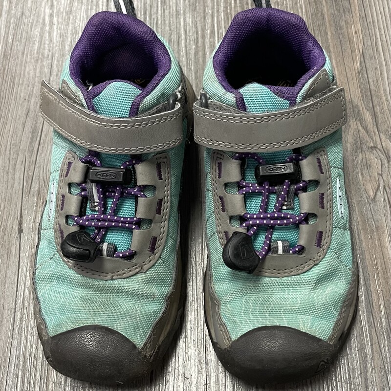 Keens Hiking Shoes