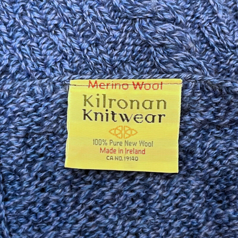 Kilronan Knitwear Sweater<br />
Pure New Wool<br />
Beautiful Blue<br />
Size: Large