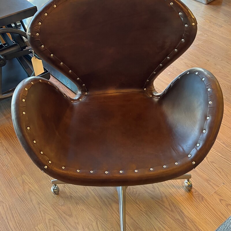 RH Spitfire Desk Chair