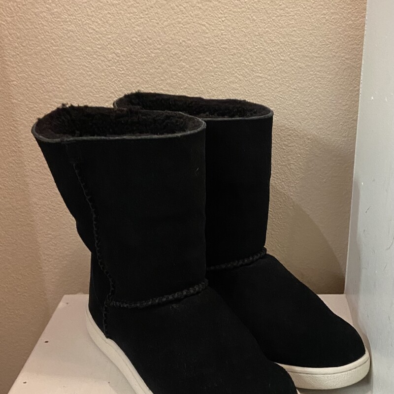 Blk Suede Sherpa Boot