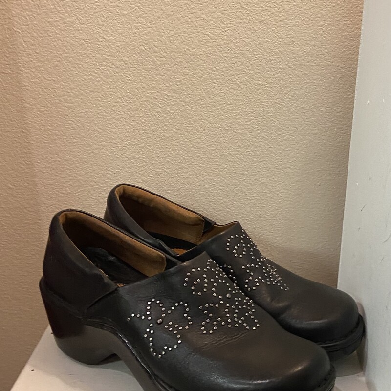 Blk Lther Stud Clog