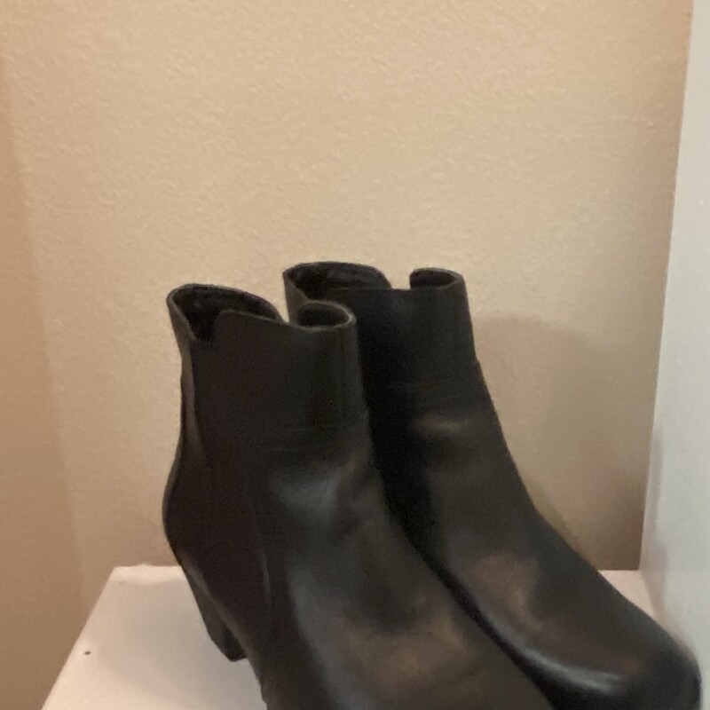 Blk Lther Ankle Boot