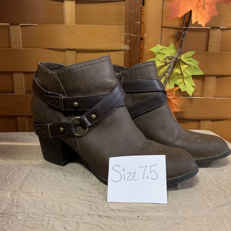 Brown Booties W Straps, Size: 7.5