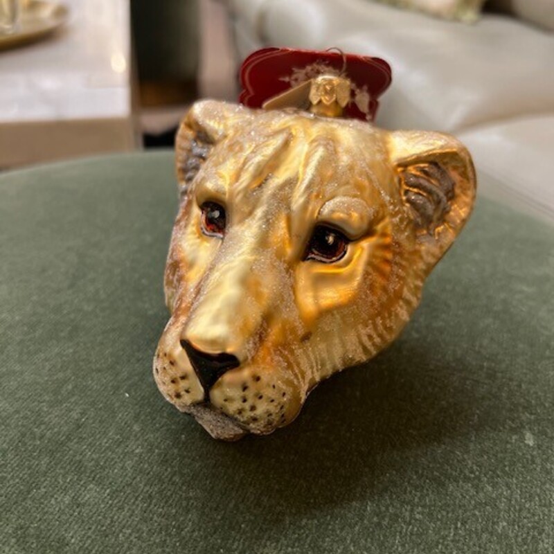 Lioness Head Ornament