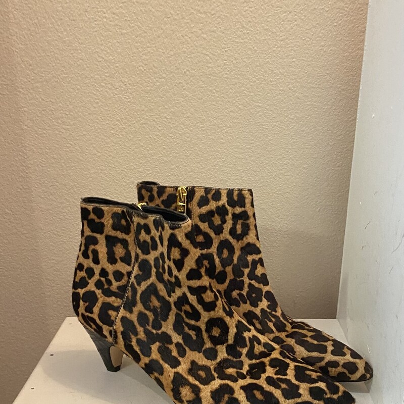 Brw/blk Leop Fur Bootie
BR/Blk
Size: 7 1/2