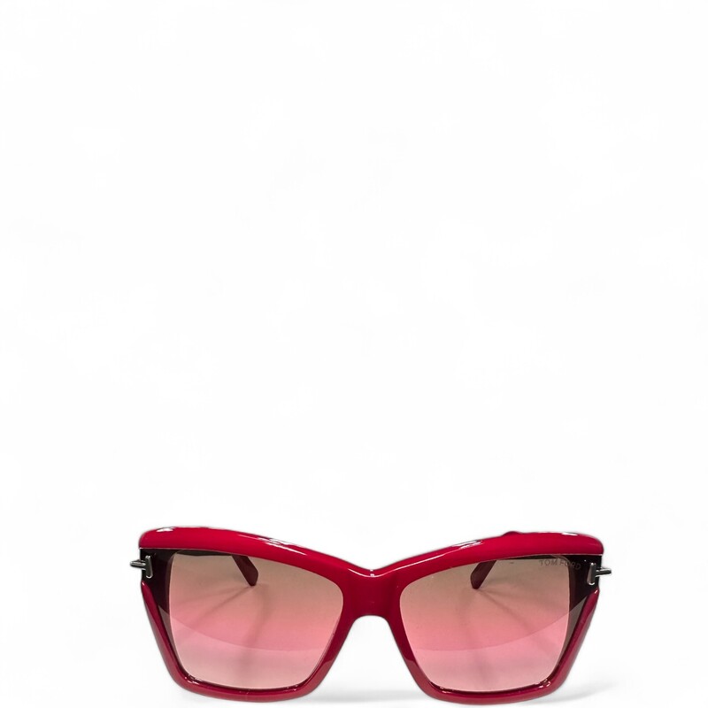 Tom Ford Leah Sunglasss
Maroon
 Size: OS

Light scratching.

TF849 69F
Original Case not provided.