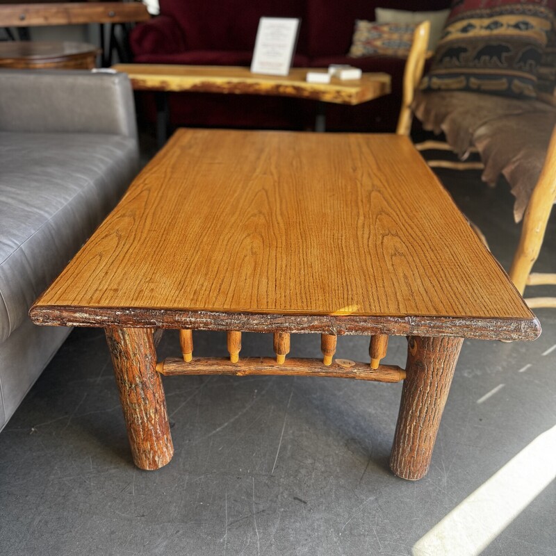 Hickory Coffee Table

Size: 45Lx31Wx19T