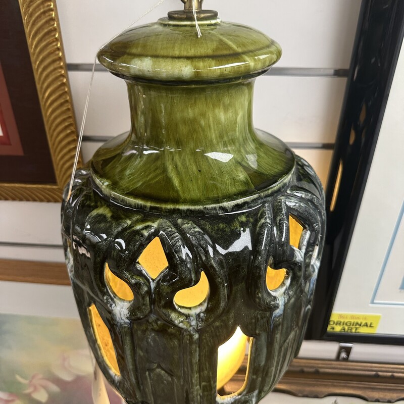 Vintage Mid Century Modern Swag Lamp, Green. Works!
Size: 18in