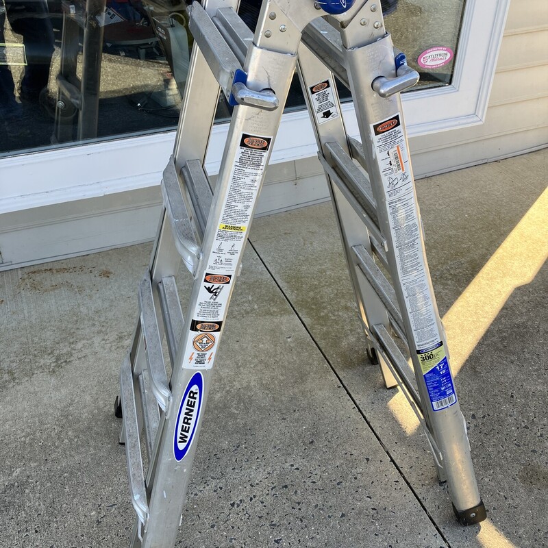 Multi Position Ladder, Werner
MT-17B