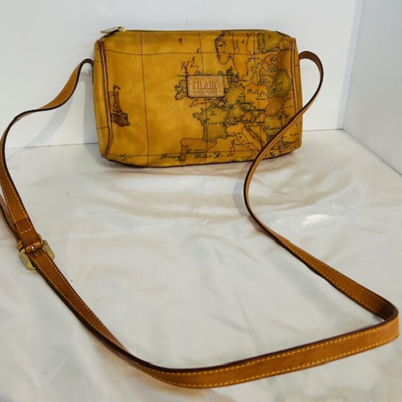 I Alviero Martini Map Crossbody
Brown Green Tan Size: 10 x 7H