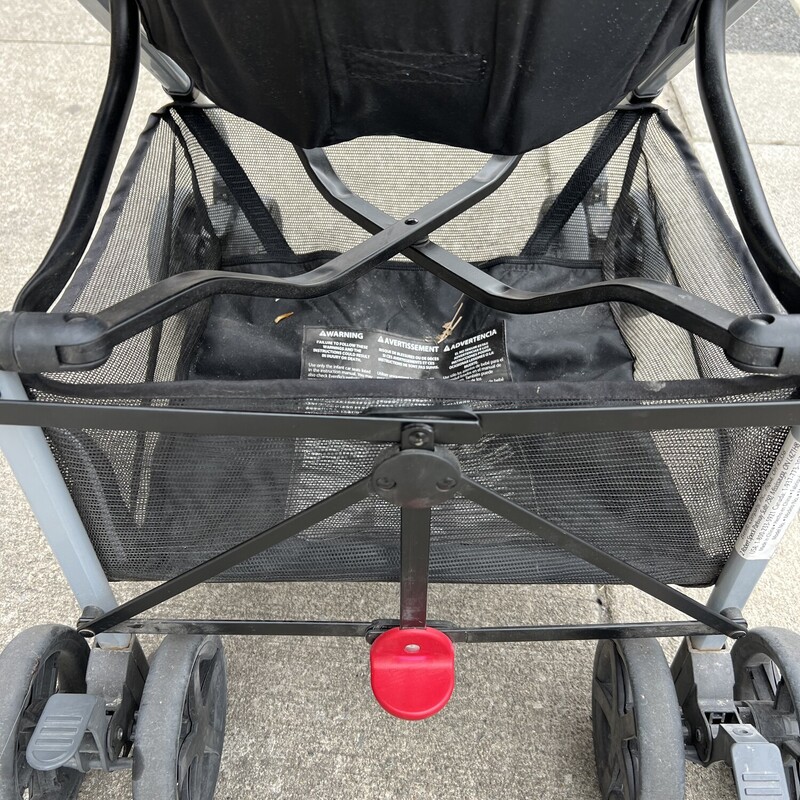 Evenflo Reversi Stroller, Grey<br />
<br />
Max Weight: 50 lbs<br />
<br />
MAXIMIZE YOUR VERSATILITY: Modularity allows seat to be easily positioned forward or parent-facing<br />
ADAPT AS YOU NEED: Accepts Evenflo SafeMax and any version of LiteMax Infant Car Seats (sold separately) with included adapters, so you can customize the stroller for your needs<br />
FOLD AND GO: Conveniently self-stands in seconds with trigger-fold activation<br />
PACK MORE IN: Huge NEW storage basket offers easy access from the front or rear<br />
FREE UP A HAND: New handle design allows you to use one hand to maneuver the stroller and the other to catch a flying pacifier!