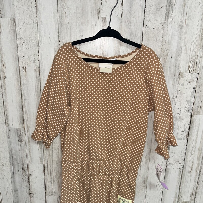 5 Tan Dotted Top