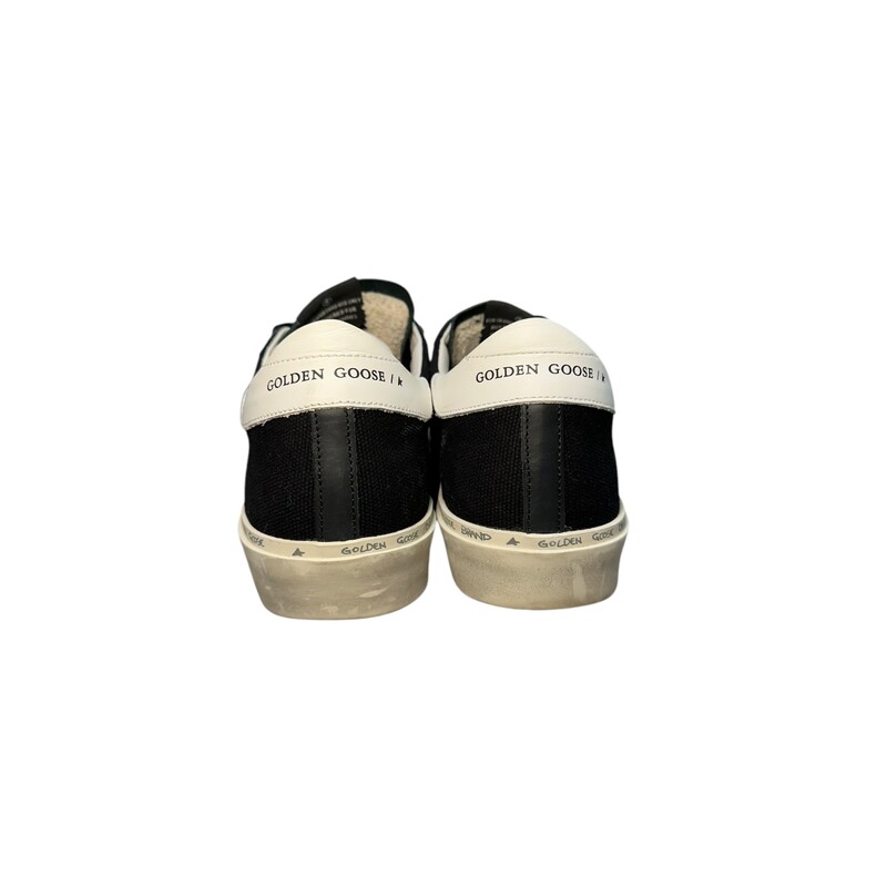 Golden Goose Hi Star Sneakers
 Black
 Size: 39

Does not included original dust bag or box. In excellent condition.