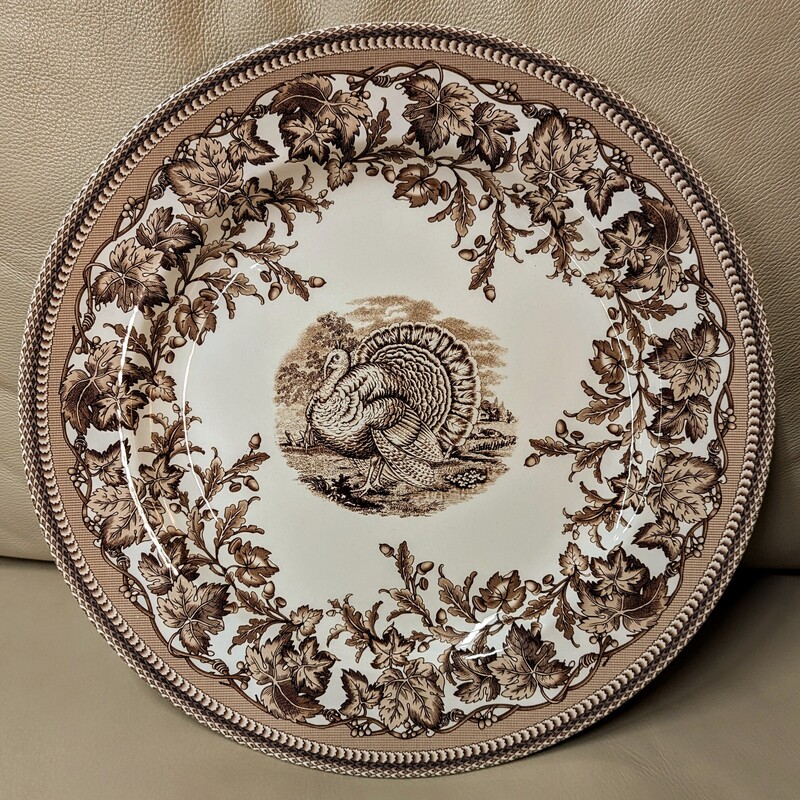 Spode Williams Sonoma Turkey Dinner Plates
Brown White
Size: 12.75Diam