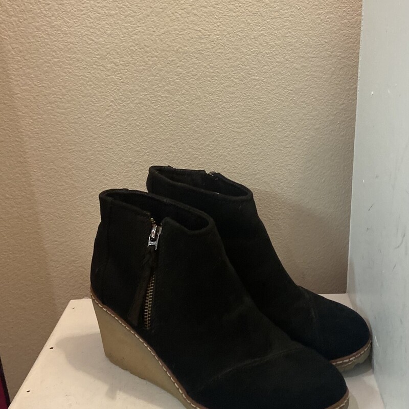 Blk Suede Wedge Bootie