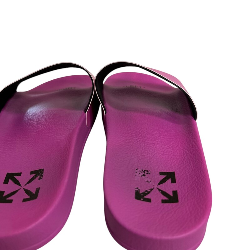 Off White Slides<br />
Purple<br />
 Size: 40<br />
Does not include original dust bag or box.