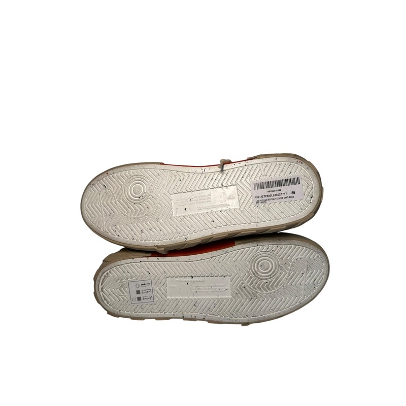 Off White Leather Tan Sneakers<br />
 Size: 39<br />
In excellent condition.<br />
Does not include original dust bag or box.