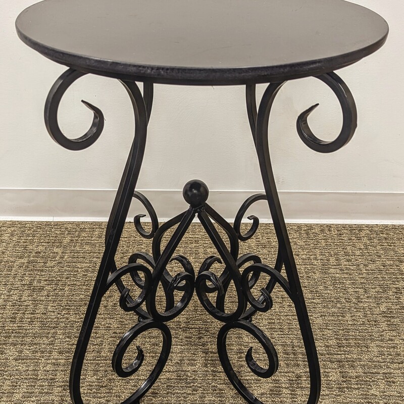 Round Marble Top Table
Black Faux  Marble
Size: 20x27H
As Is- Minor Surface Scratch