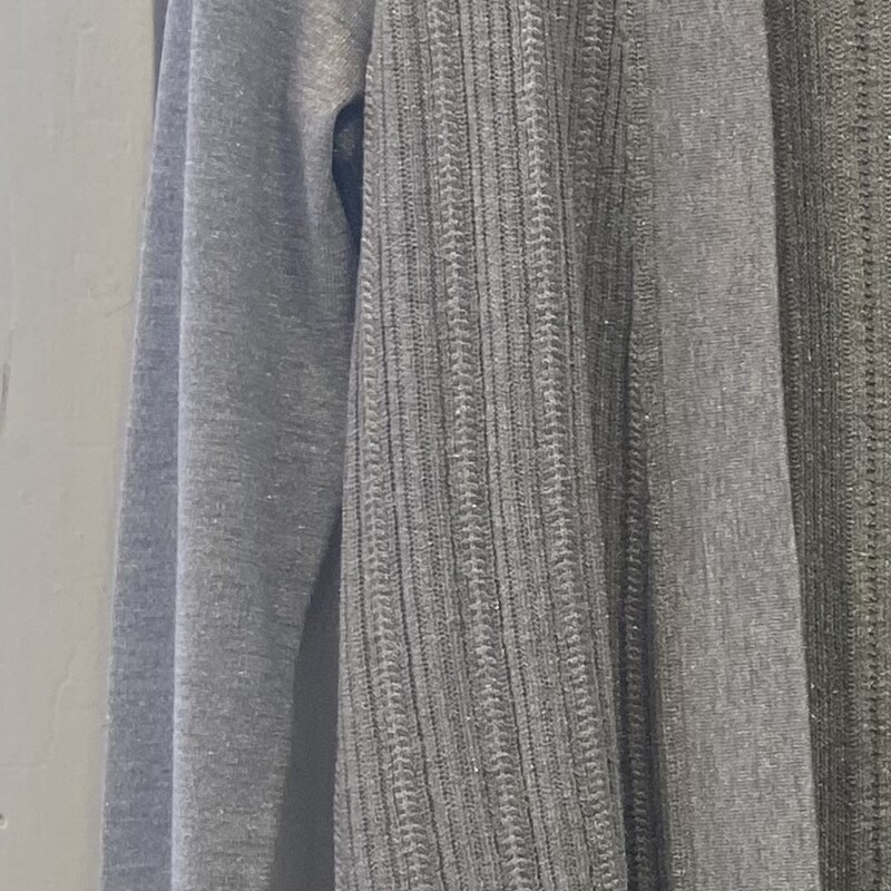 Gry/silver Rib Cardigan<br />
Gry/slv<br />
Size: S - P