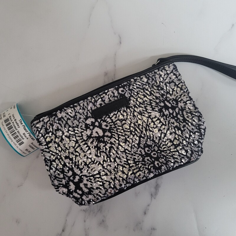 Black Printed Wristlet