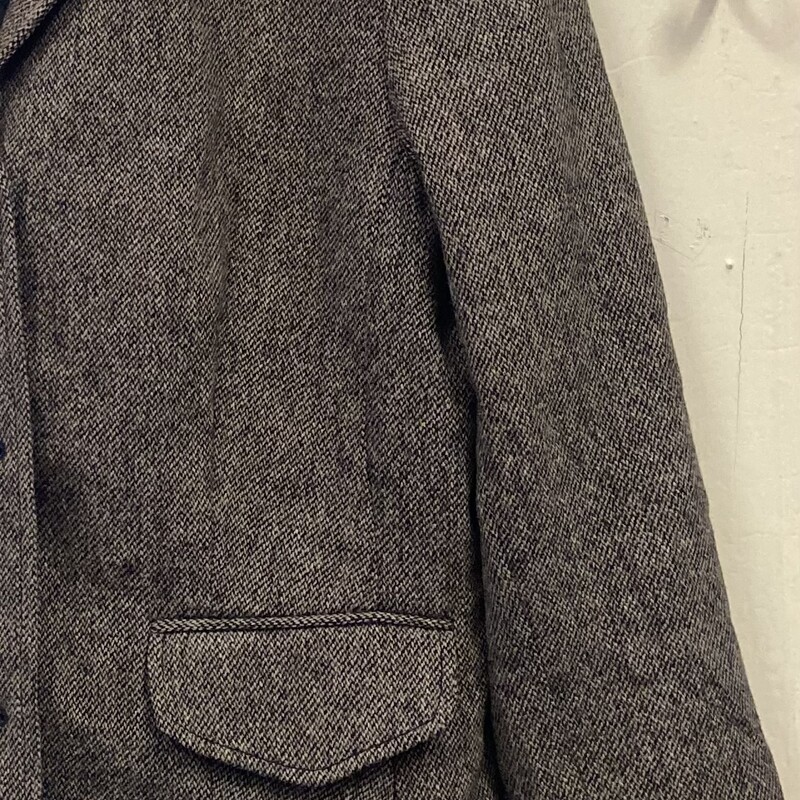 Brw Tweed Wool Blazer<br />
Brown<br />
Size: 16