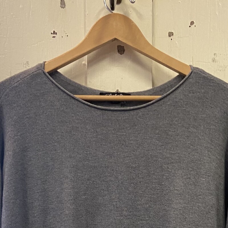 Grey Pearl Back Sweater<br />
Grey<br />
Size: XL R $89