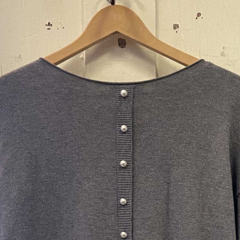 Grey Pearl Back Sweater<br />
Grey<br />
Size: XL R $89