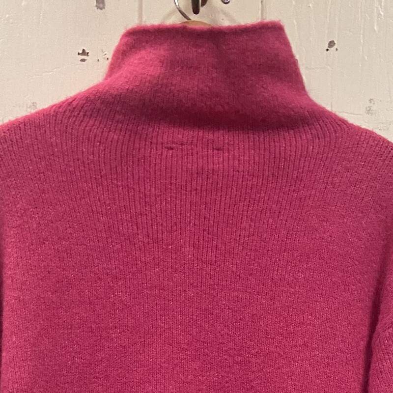 Pk/bk Wool Blend Sweater<br />
Pnk/Blk<br />
Size: L R $108