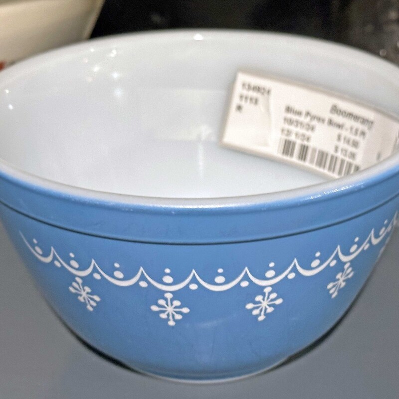 Blue Pyrex Bowl - 1.5 Pt