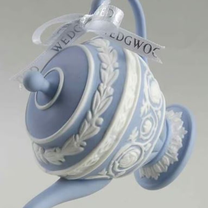 Wedgwood Teapot Ornament
Blue White Size: 3 x 4H