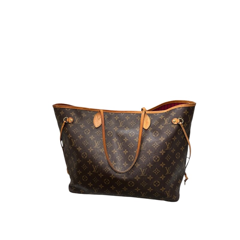 Louis Vuitton Neverfull
 Monogram
Size: GM

Wear to the handles and leather trim. Staining on inside.

Date Code:
SD3194

Dimensions:
Base length: 15.75 in
Height: 13 in
Width: 7.75 in
Drop: 8.5 in

Does not come with the original dust bag or box.