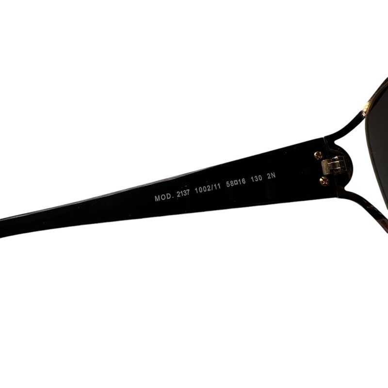 Versace Medusa Black Sunglasses<br />
Style Code:2137<br />
Some minor scratches on lenses<br />
Comes with original box