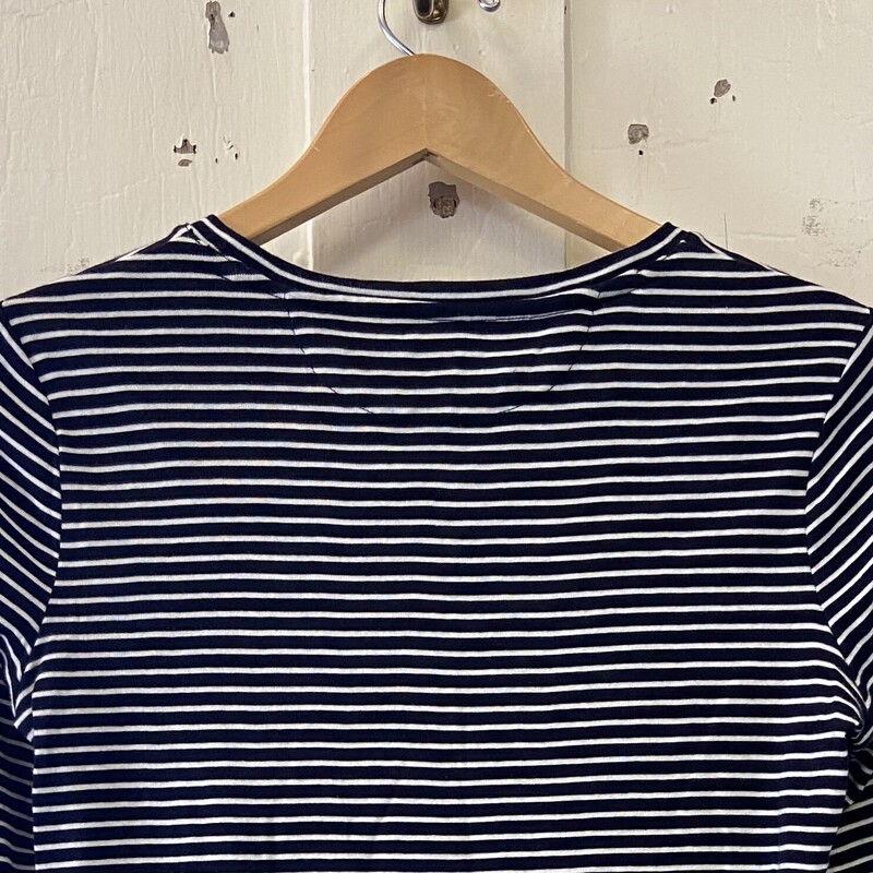 Nvy/wt Stripe Deer LS
Nvy/Wht
Size: M - P