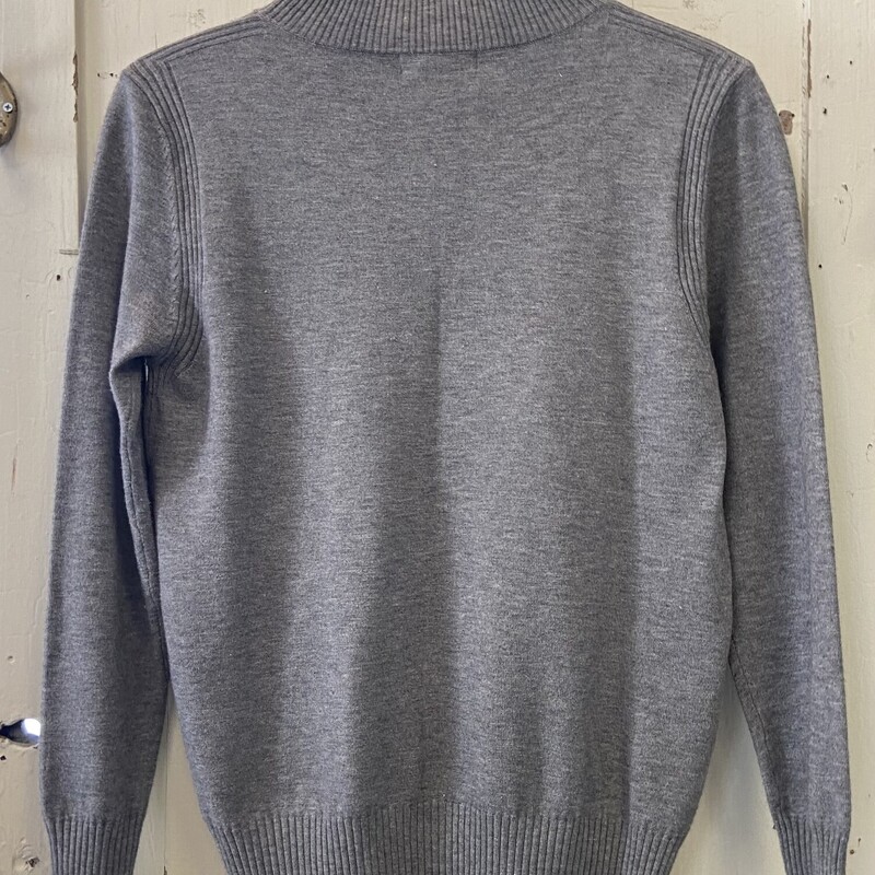 Gry Mock Turtle Sweater<br />
Grey<br />
Size: M R $55