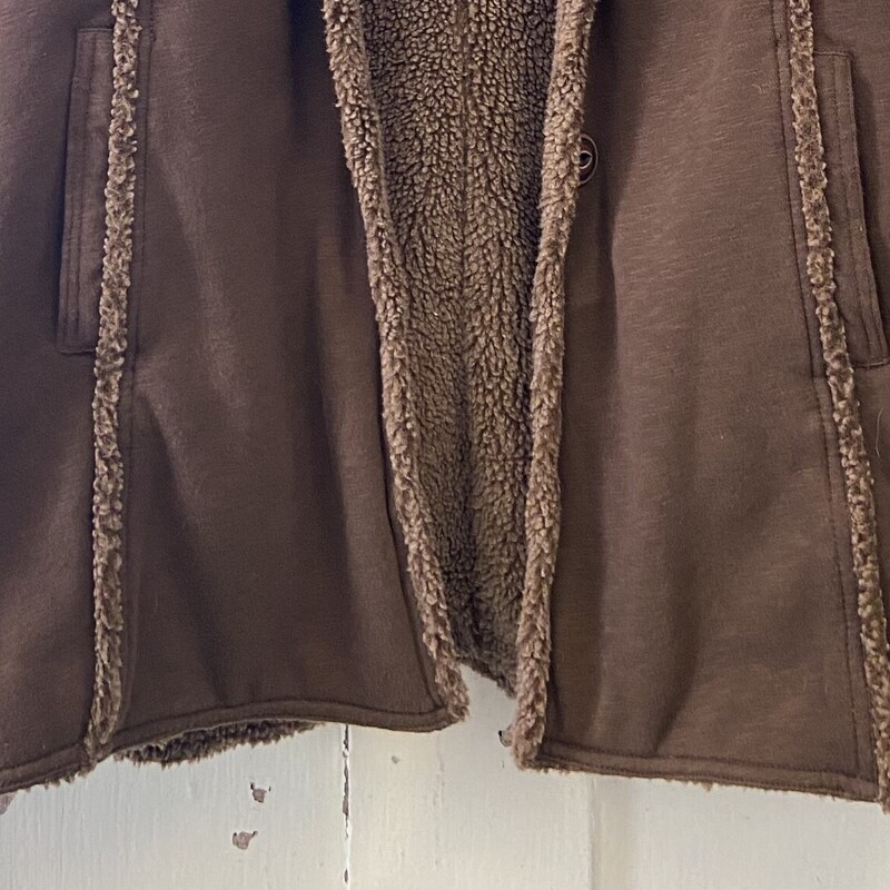 Brw Sherpa Reverse Coat
Brown
Size: Small