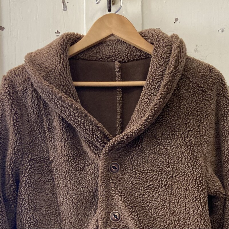 Brw Sherpa Reverse Coat<br />
Brown<br />
Size: Small