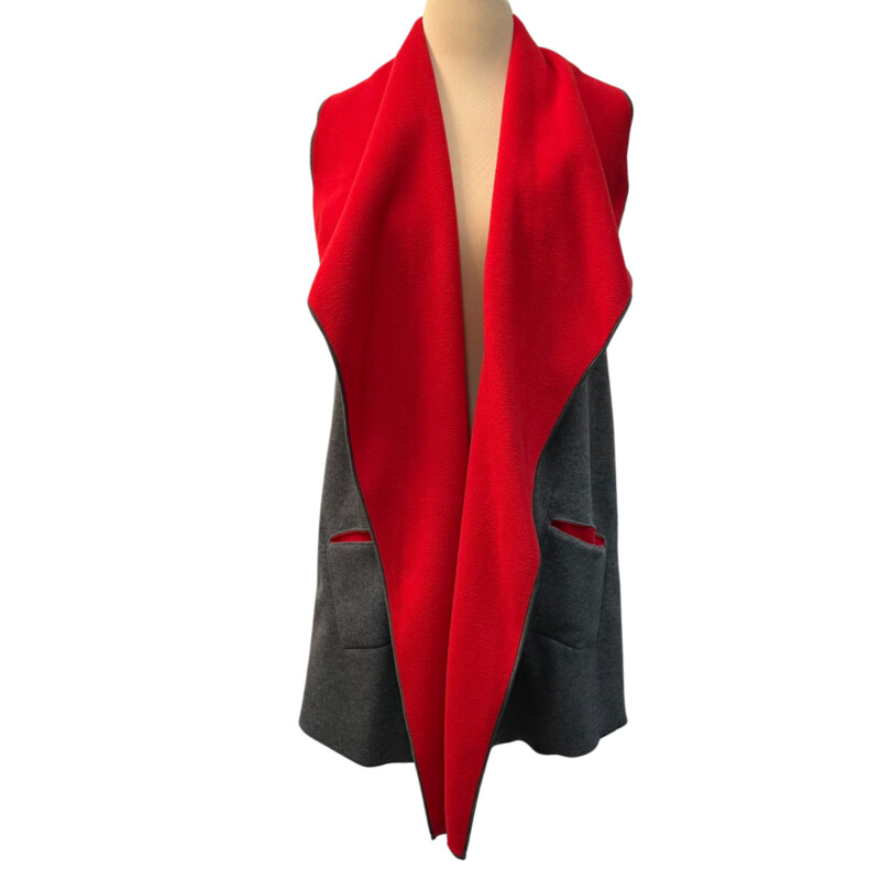 NWT Mia Reis Fleece Vest<br />
Reversible<br />
Colors: Red and Gray<br />
Size: Small<br />
Retails for $158.99