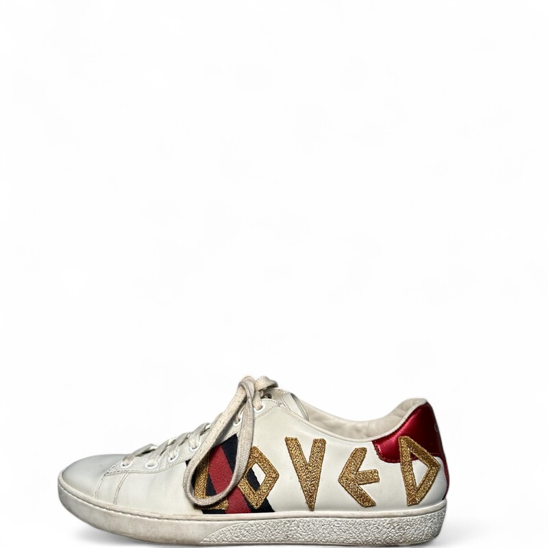 Gucci Loved Sneakers
 White
 Size: 38.5

Wear to the sneakers throughout.

Serial Code: 505328
Does not come with original dustbag or box.