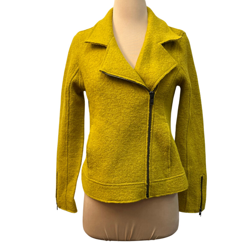 Tahari Moto Jacket<br />
Wool Blend<br />
Color:  Golden<br />
Size: XS