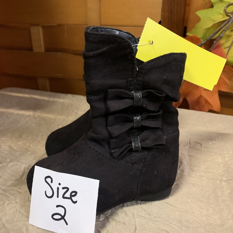 Black Boots, Size: 2