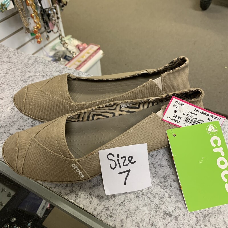 NWT Tan Crocs, Size: 7