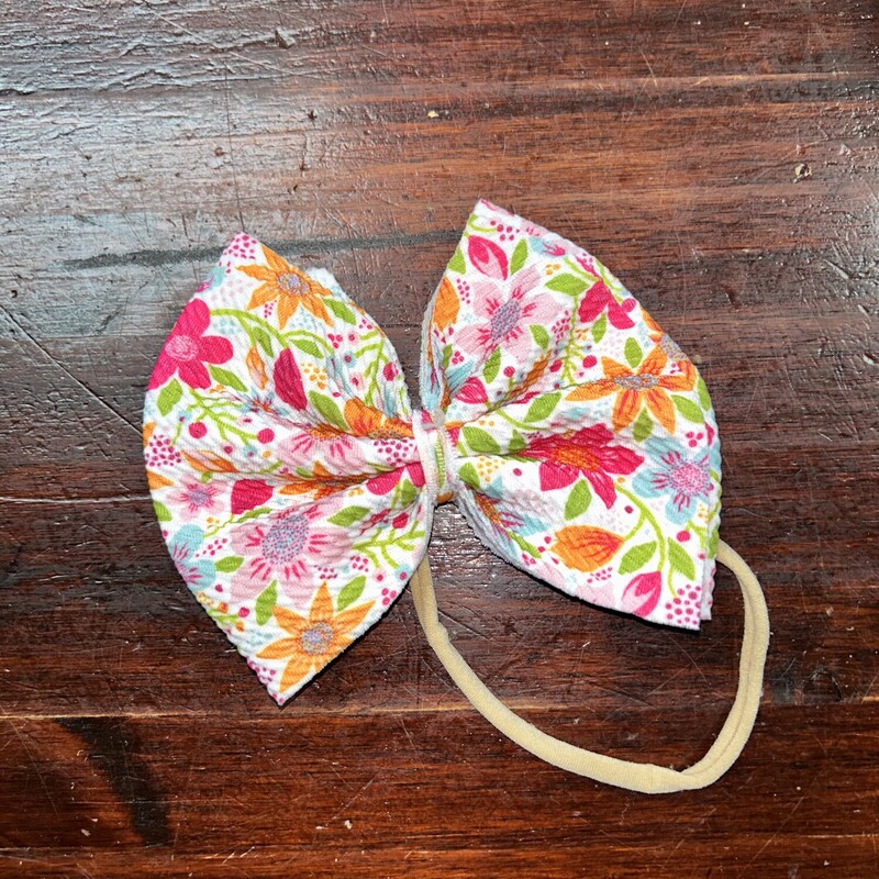 White Floral Texture Bow