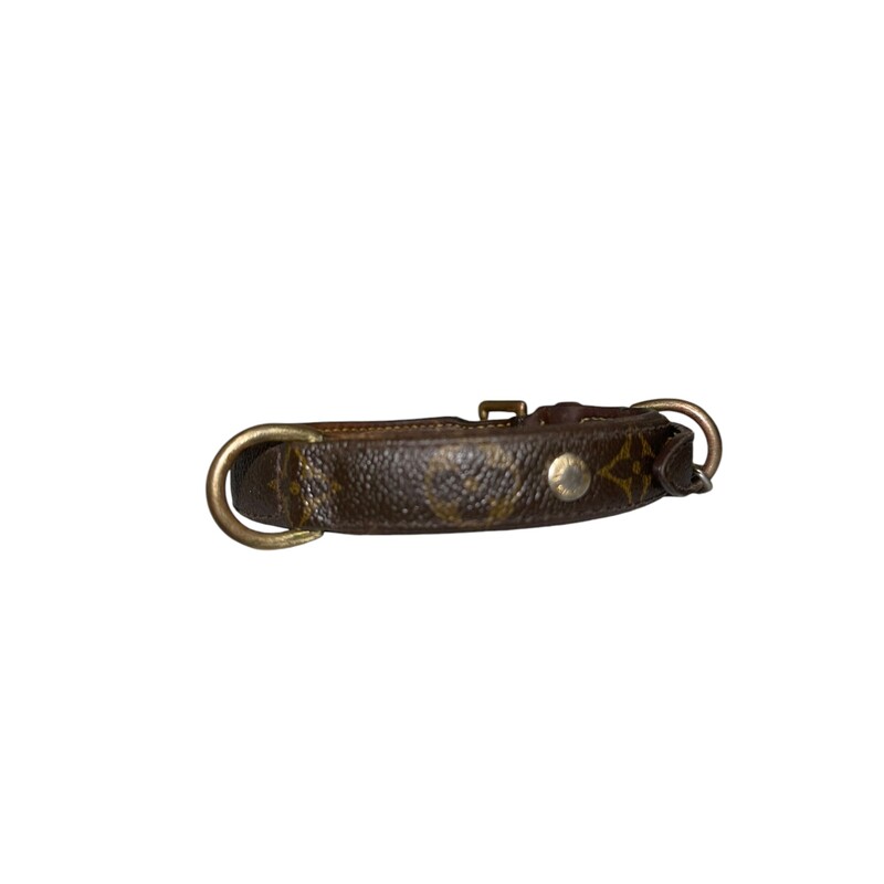 Louis Vuitton Dog Collar, Monogram<br />
<br />
Date Code: TH4070<br />
<br />
Interior Leather worn and darkened. Hardware worn and scratched.<br />
Does not come with original dust bag or box.