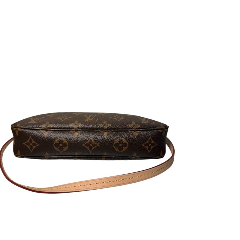 Louis Vuitton Pouchette New Model<br />
Comes with original box.<br />
Date Code: MB0117<br />
Minor mark inside the interior<br />
Dimensions:<br />
Length: 9.00 in<br />
Width: 2.00 in<br />
Height: 5.00 in<br />
Drop: 10.00 in