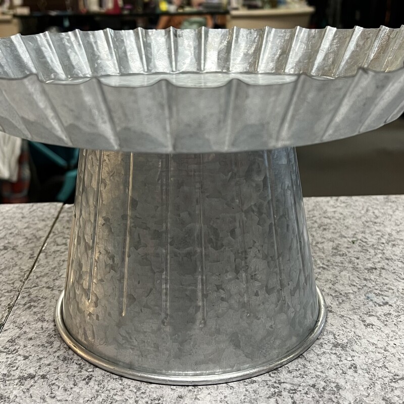 Metal Cake Tray