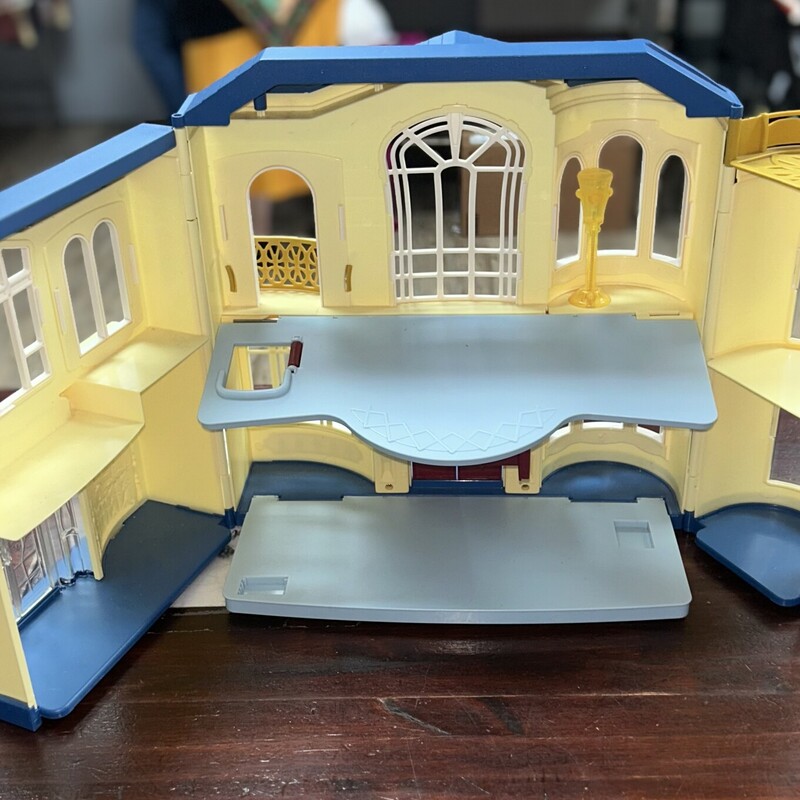 Yellow/Blue Dollhouse