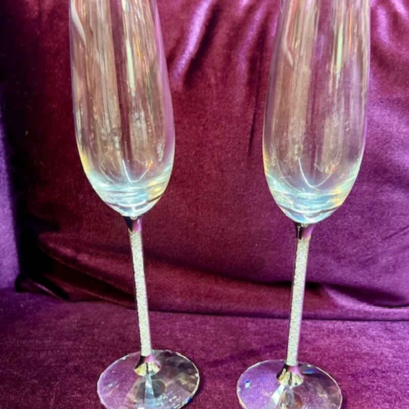 Swarovski Crystalline Toasting Champagne Flutes
Set of 2
Clear
Size: 3 x 10H