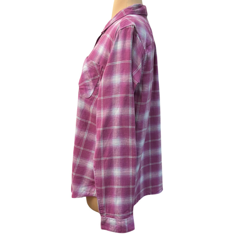 Eddie Bauer Plaid Shirt<br />
Colors: Berry with White and Gray<br />
Size: Large